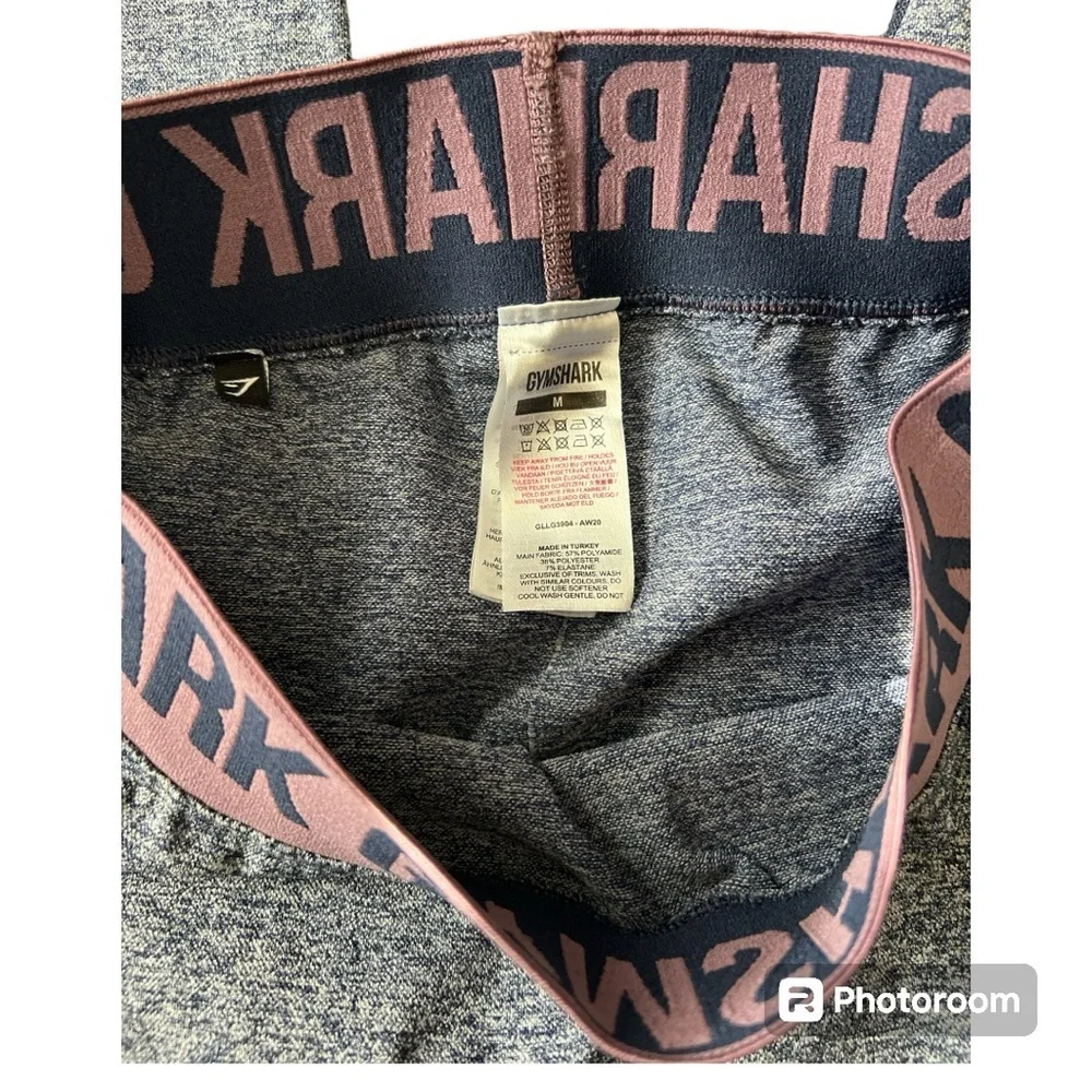 Gymshark Flex weathered grey an purple leggings in size Medium - Picture 3 of 3